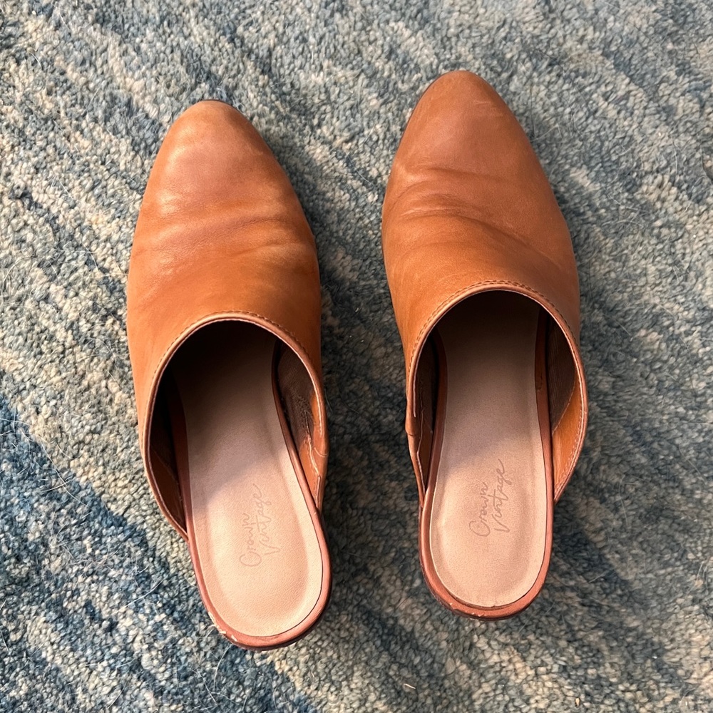Crown Vintage Abby Mule in Cognac